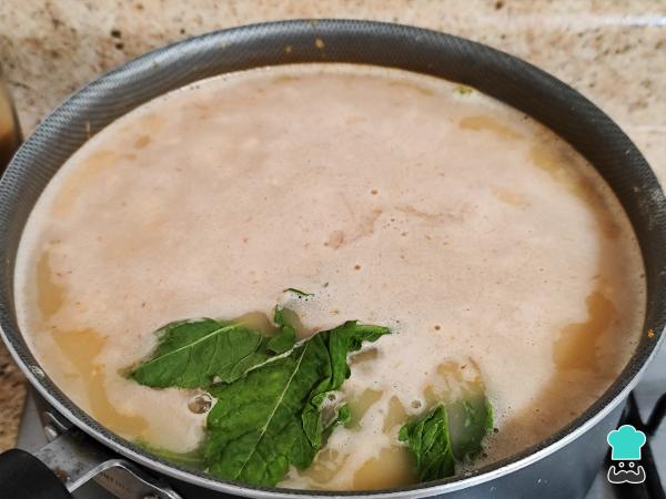 Receta de Sopa de habas secas - Paso 6