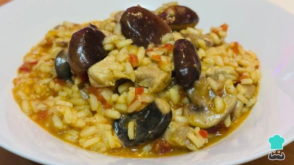 Receta de Arroz meloso con secreto y setas: el plato casero con el que siempre aciertas si tienes invitados - Paso 10