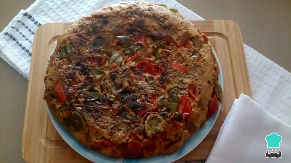 Receta de Tortilla de pimientos rojos y verdes fácil de hacer