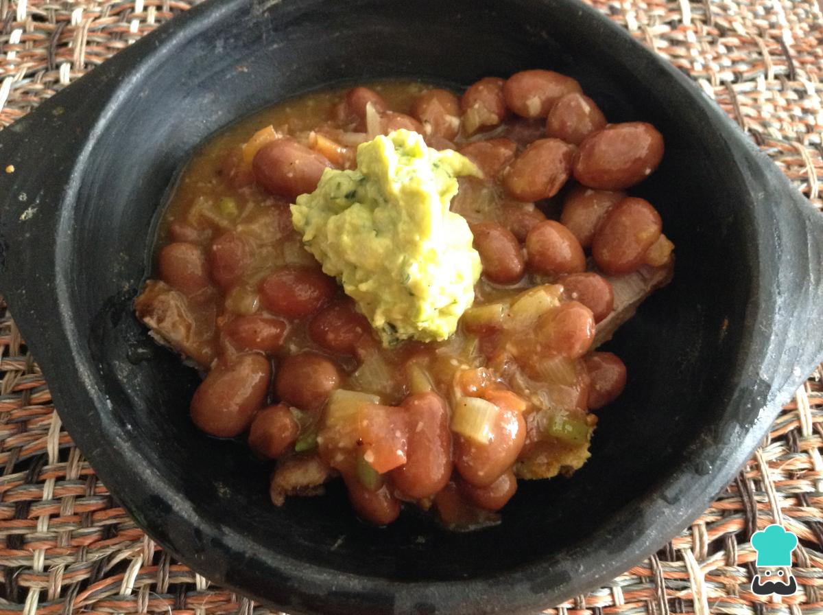 Receta de Cazuela de frijoles colombiana