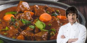 Jordi Cruz, chef: “El guiso de carne más sabroso no se hace con agua, lleva 500 ml de vino tinto y 2 litros de caldo de carne”
