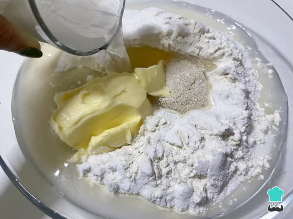 Receta de Pan de guayaba - Paso 1
