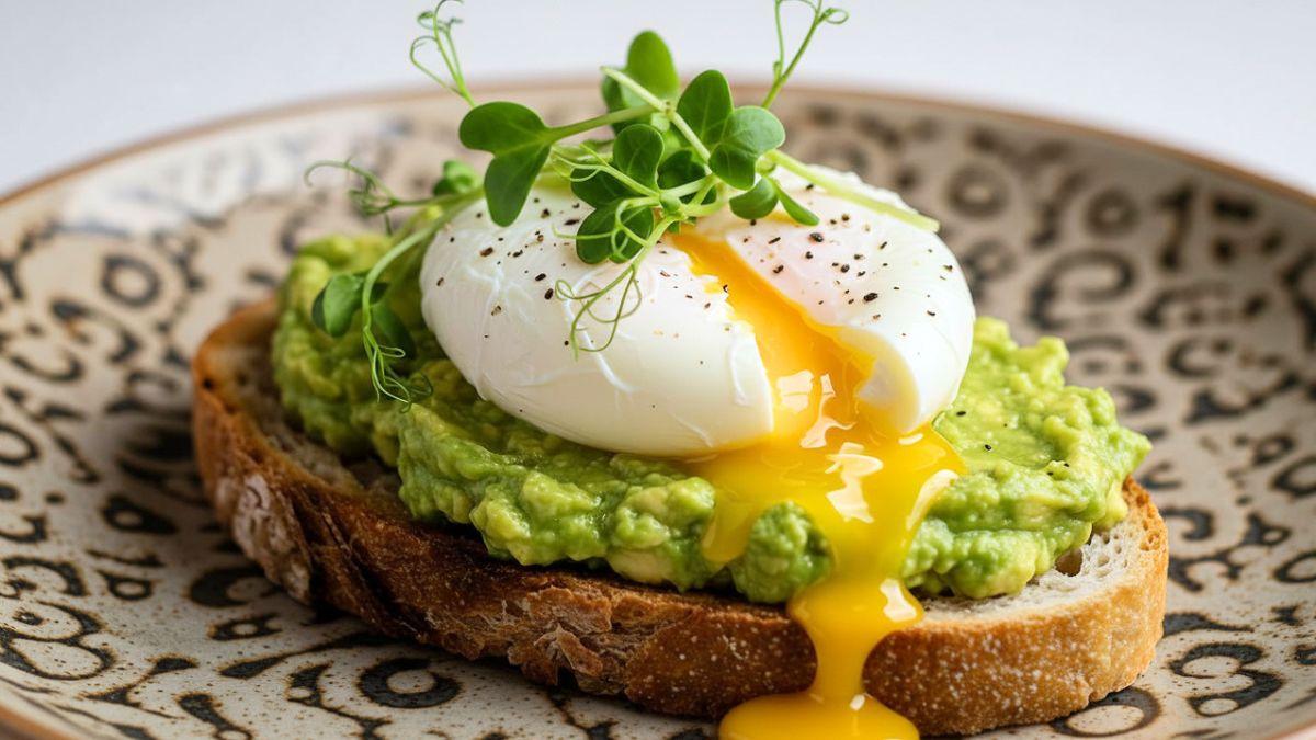 Los cinco desayunos favoritos de los nutricionistas para tener energía sin disparar la glucosa