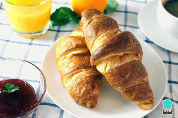 Receta de Croissants de hojaldre