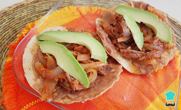 Receta de Tostadas de tinga de res