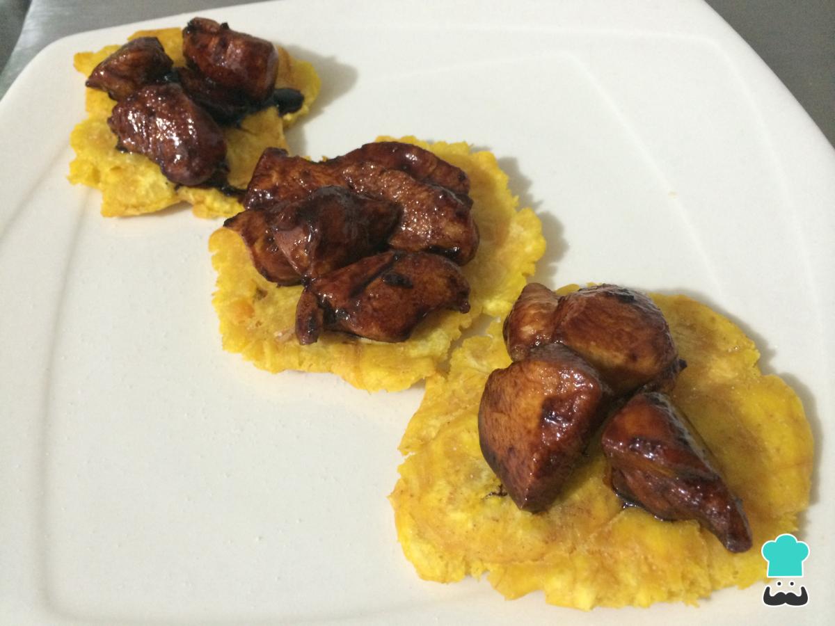 Receta de Tostones de plátano con pollo agridulce