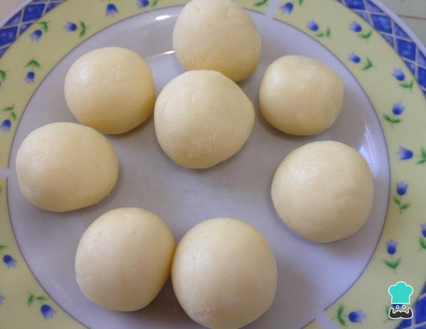 Receta de Bombones sencillos de mazapán - Paso 2