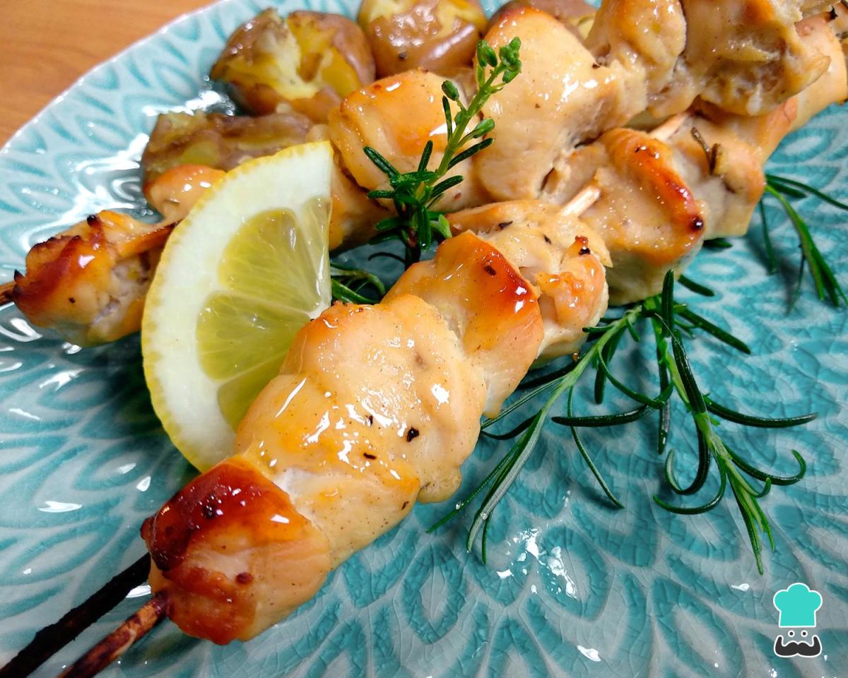 Receta de Brochetas de pollo al horno con miel