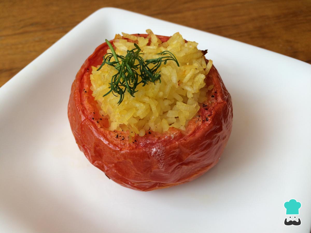 Receta de Tomates rellenos de arroz al horno