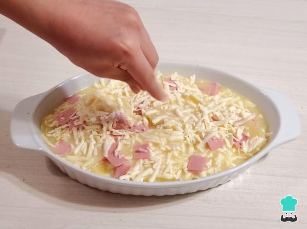 Receta de Papas gratinadas con jamón y queso - Paso 6
