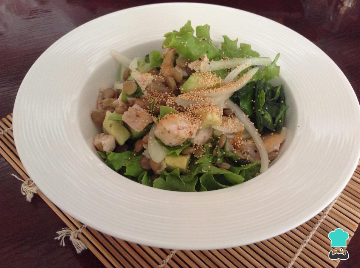 Receta de Ensalada de lentejas con aguacate