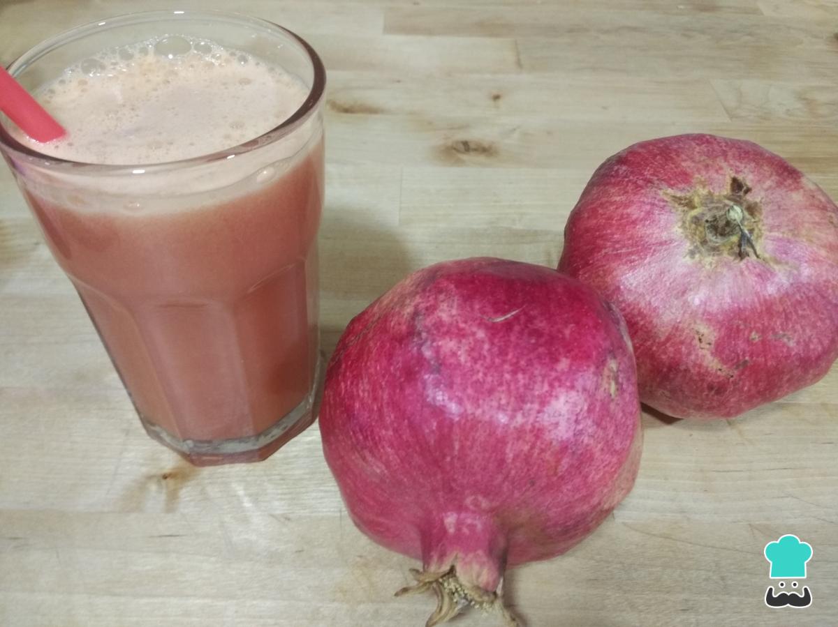 Zumo de granada y naranja con zanahoria