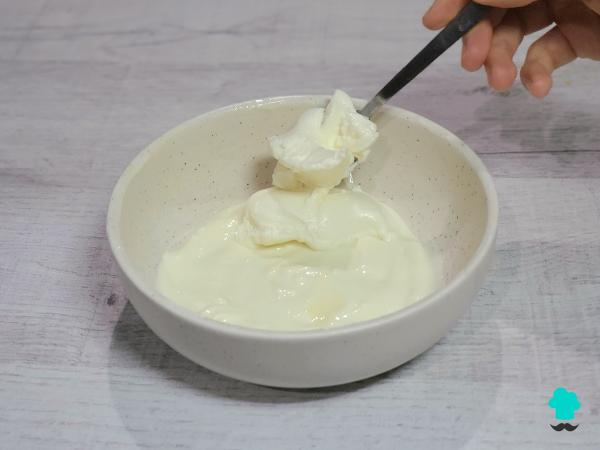 Receta de Tarta de leche condensada y galletas sin horno: pocos ingredientes y un sabor irresistible - Paso 2