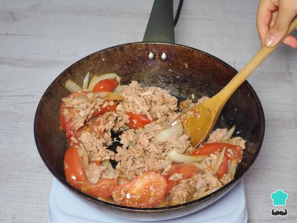 Receta de Saltado de atún peruano - Paso 5