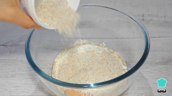 Receta de Torrijas saludables: sin azúcar y con todo el sabor de siempre, pero mucho más ligeras - Paso 1