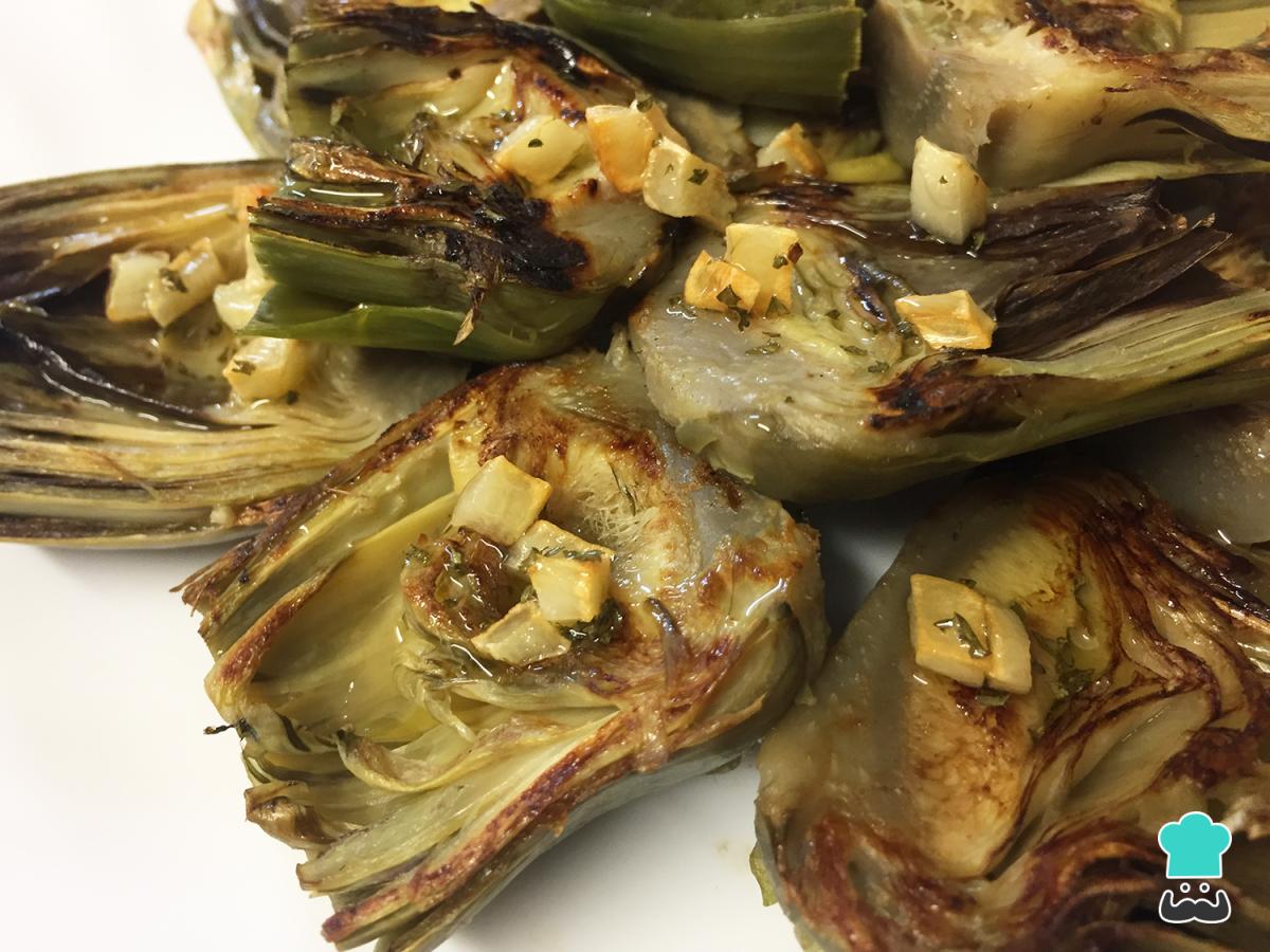 Receta de Alcachofas con ajo y perejil