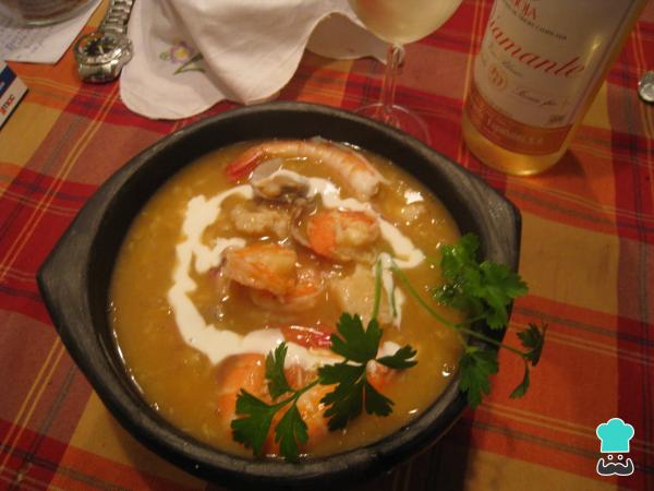 Receta de Sopa rosada de pescado