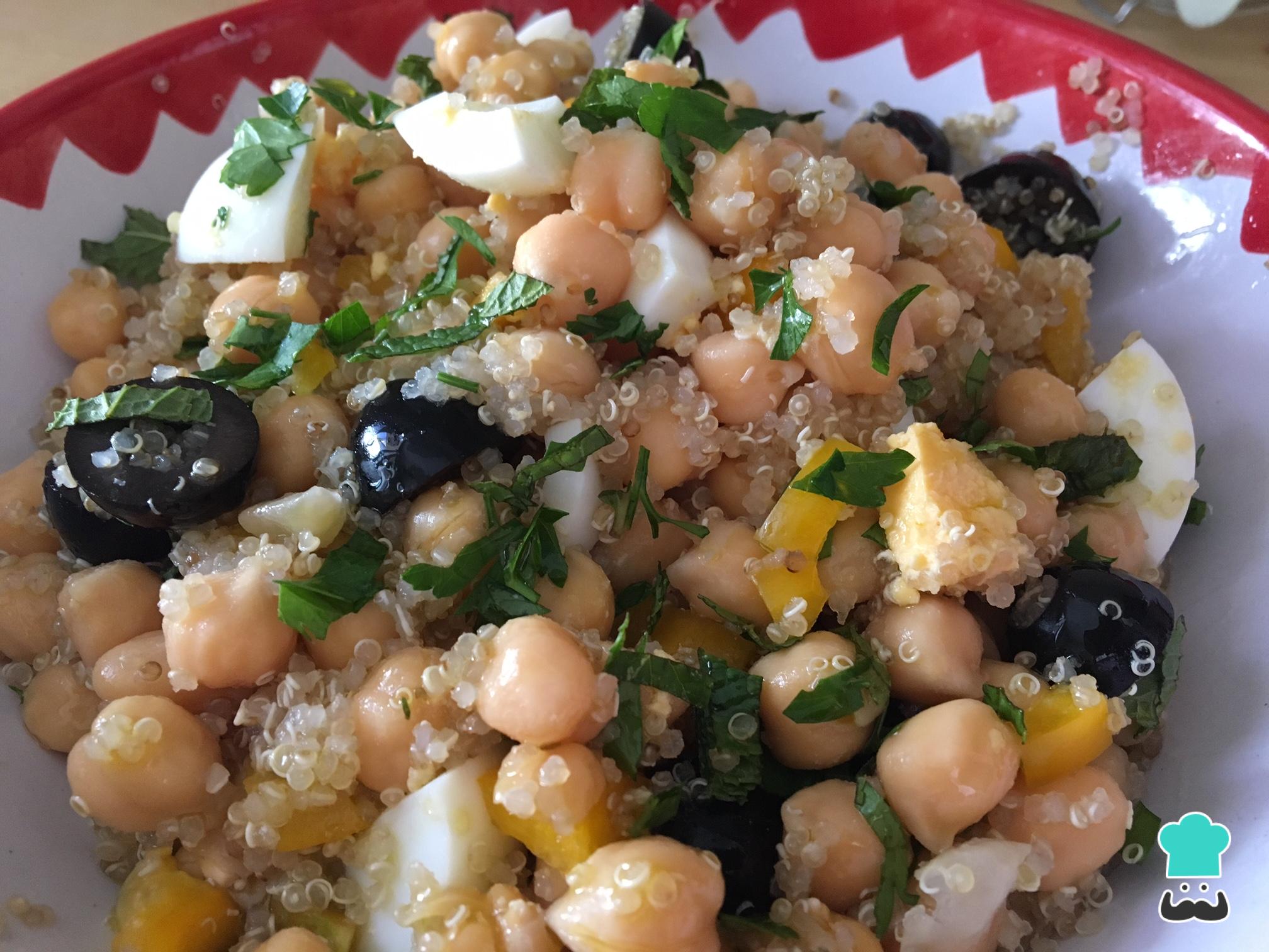 Tabulé de quinoa y garbanzos ¡Un plato fresco y saludable!