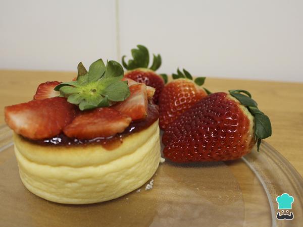 Receta de Tarta de queso con fresas al horno