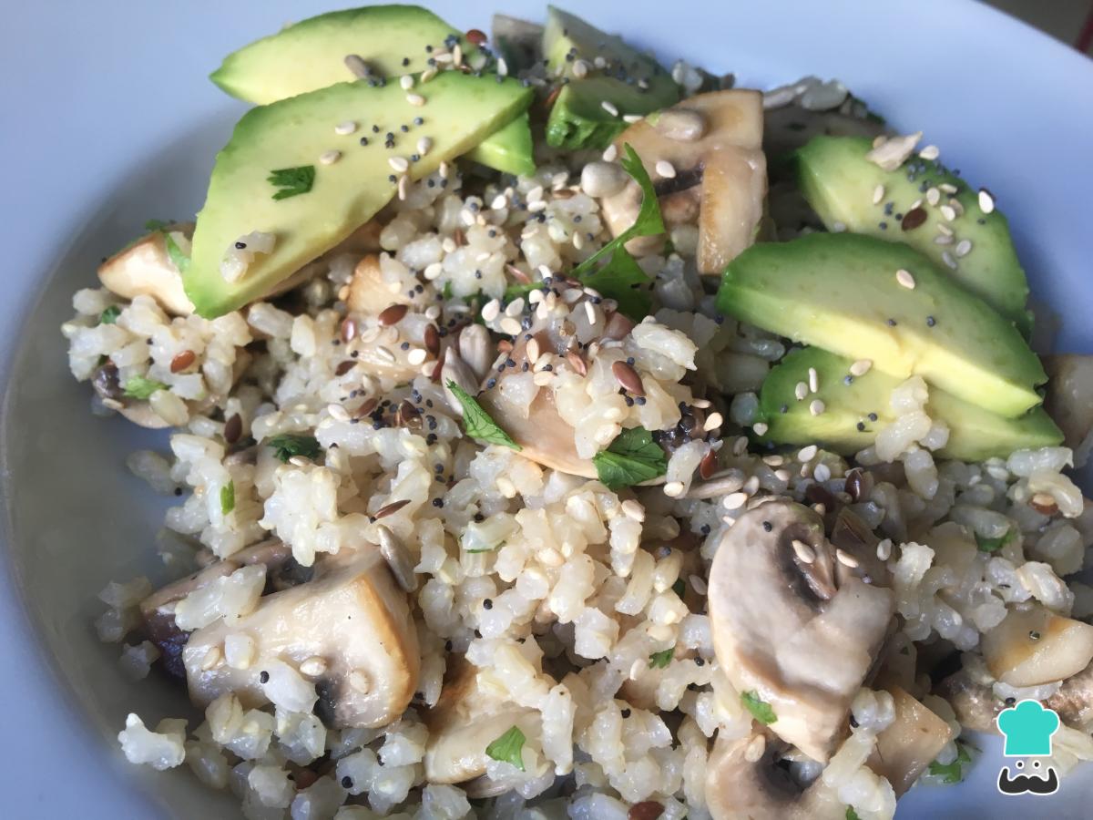 Receta de Arroz con aguacate vegano