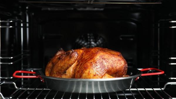 Tipos de cocción: ¿Cuáles son y cómo hacer estas técnicas de cocinado? - Cocción al horno