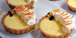 Receta de Tartaletas de lemon pie caseras y cremosas que parecen de pastelería