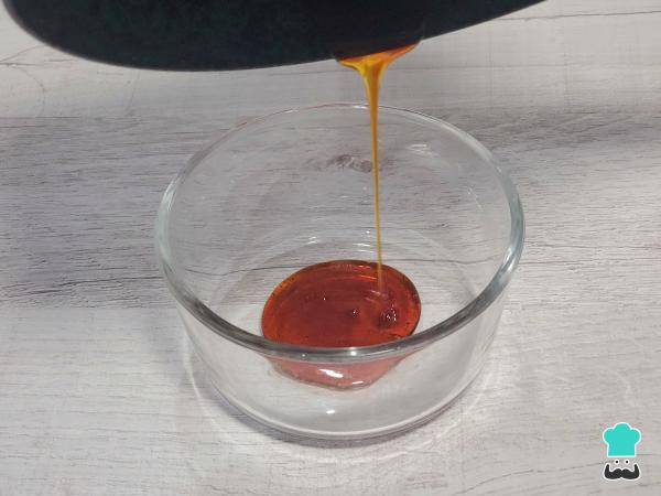 Receta de Flan de 4 huevos al baño María - Paso 1