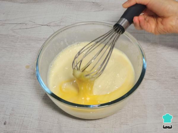 Receta de Flan de 4 huevos al baño María - Paso 4