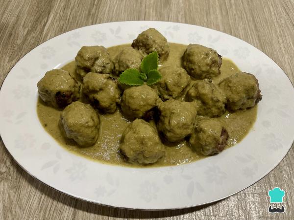 Receta de Albóndigas en salsa verde