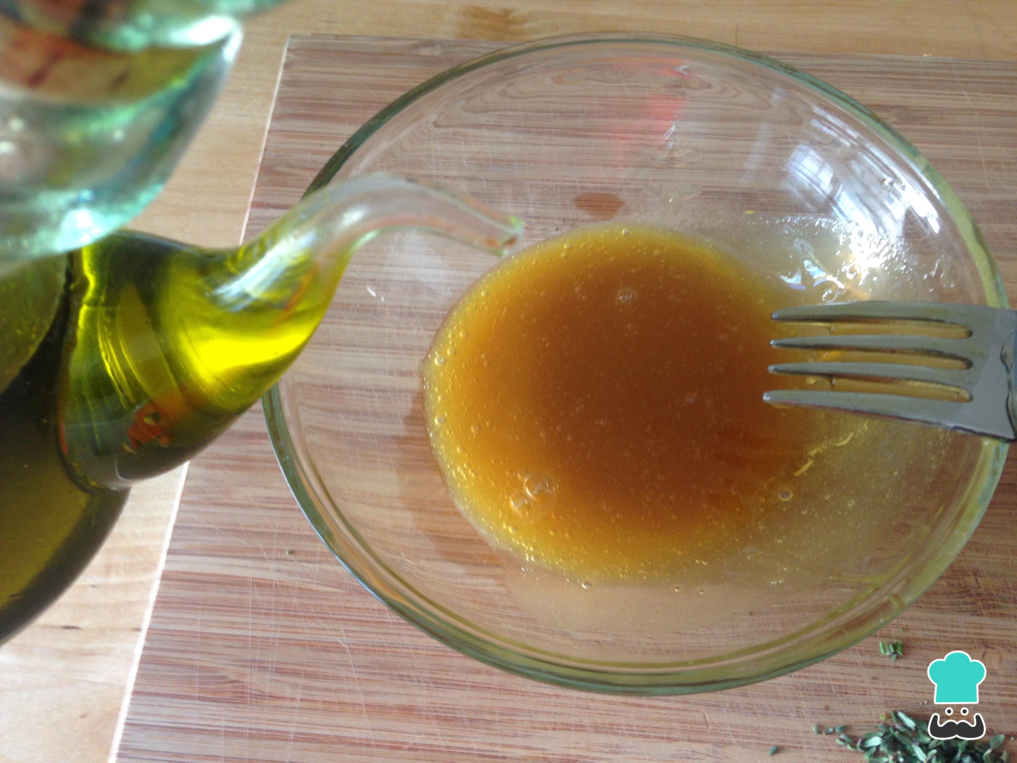 Salsa de miel y mostaza para carnes Fácil Salsa de miel y mostaza para carnes Fácil