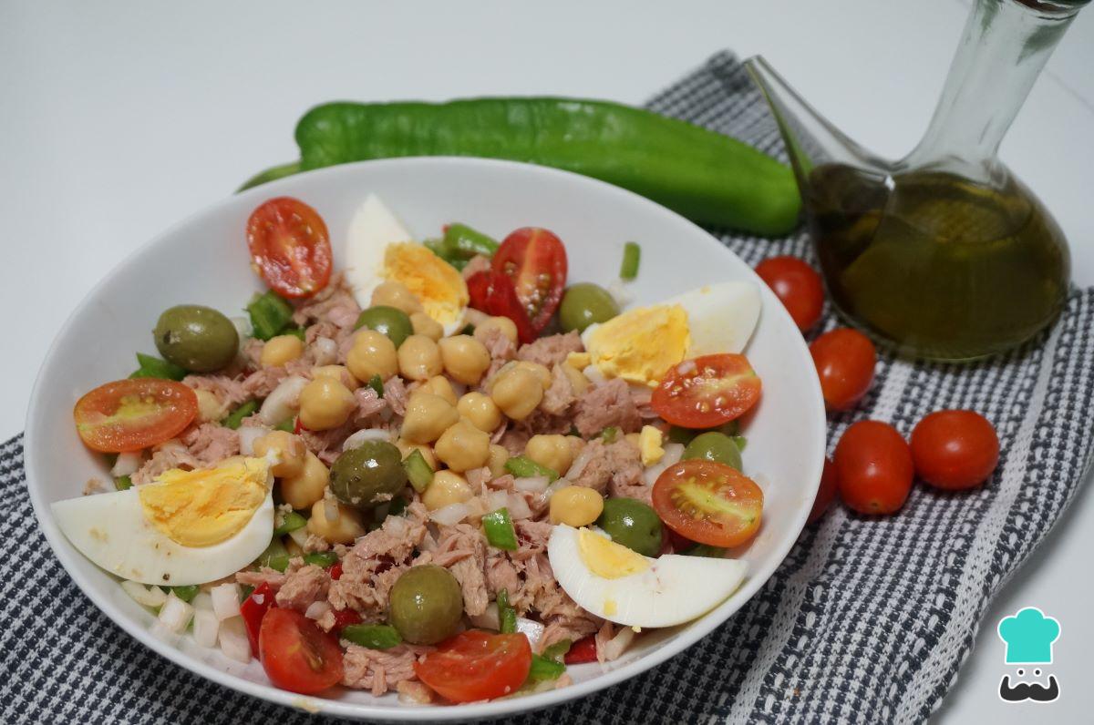 Receta de Ensalada de garbanzos veraniega rápida