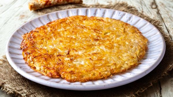 Suiza deja sin palabras a España: “La mejor 'tortilla' de patata no se hace con huevos, lleva 2 cucharadas de mantequilla y 1 cebolla”
