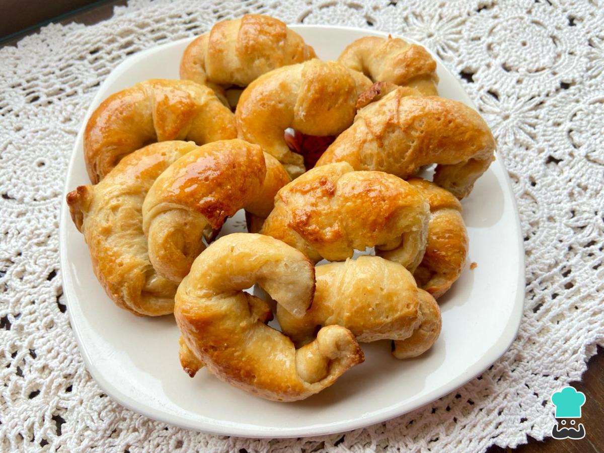 Receta de Medialunas con harina 000