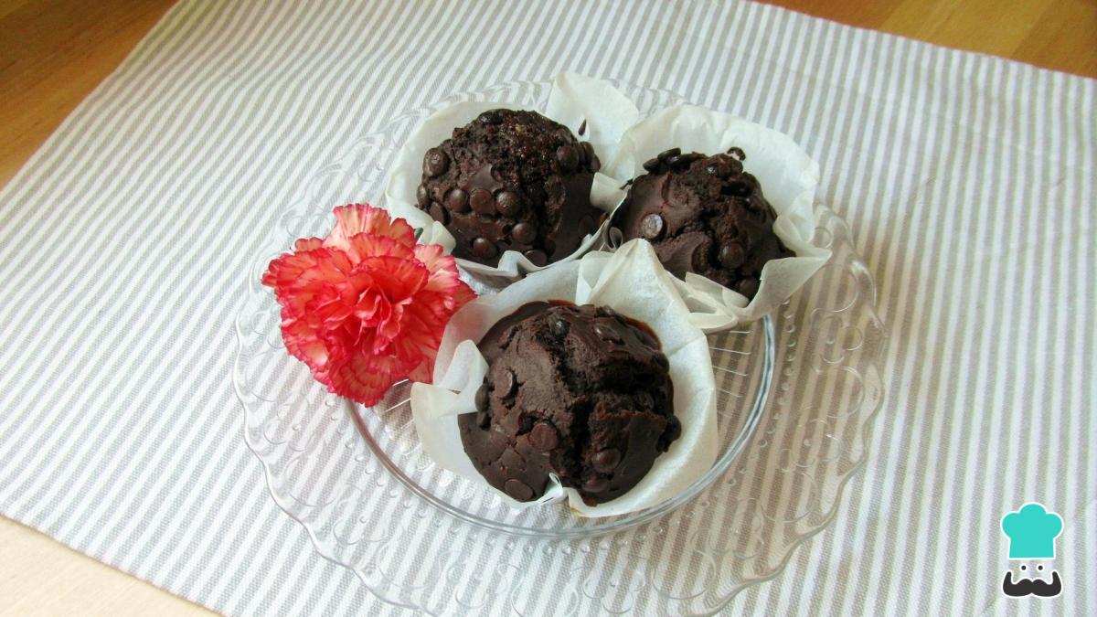 Receta de Muffins de chocolate con pepitas de chocolate