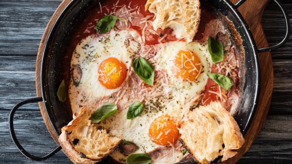 Roberta Cipri, cocinera italiana: “Los huevos más ricos no se hacen fritos; se cocinan con salsa de tomate y mozzarella rallada” - Los huevos más sabrosos no tienen por qué ser fritos