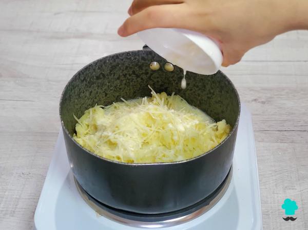 Receta de Pastel de carne y patatas de la abuela: fácil, sabroso y con una capa de queso irresistible - Paso 8
