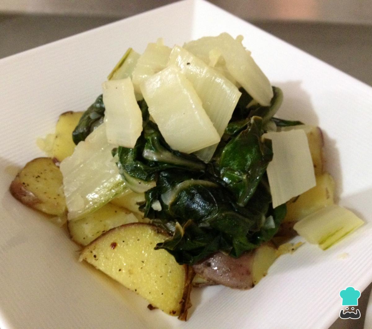 Receta de Ensalada caliente de acelgas con patatas