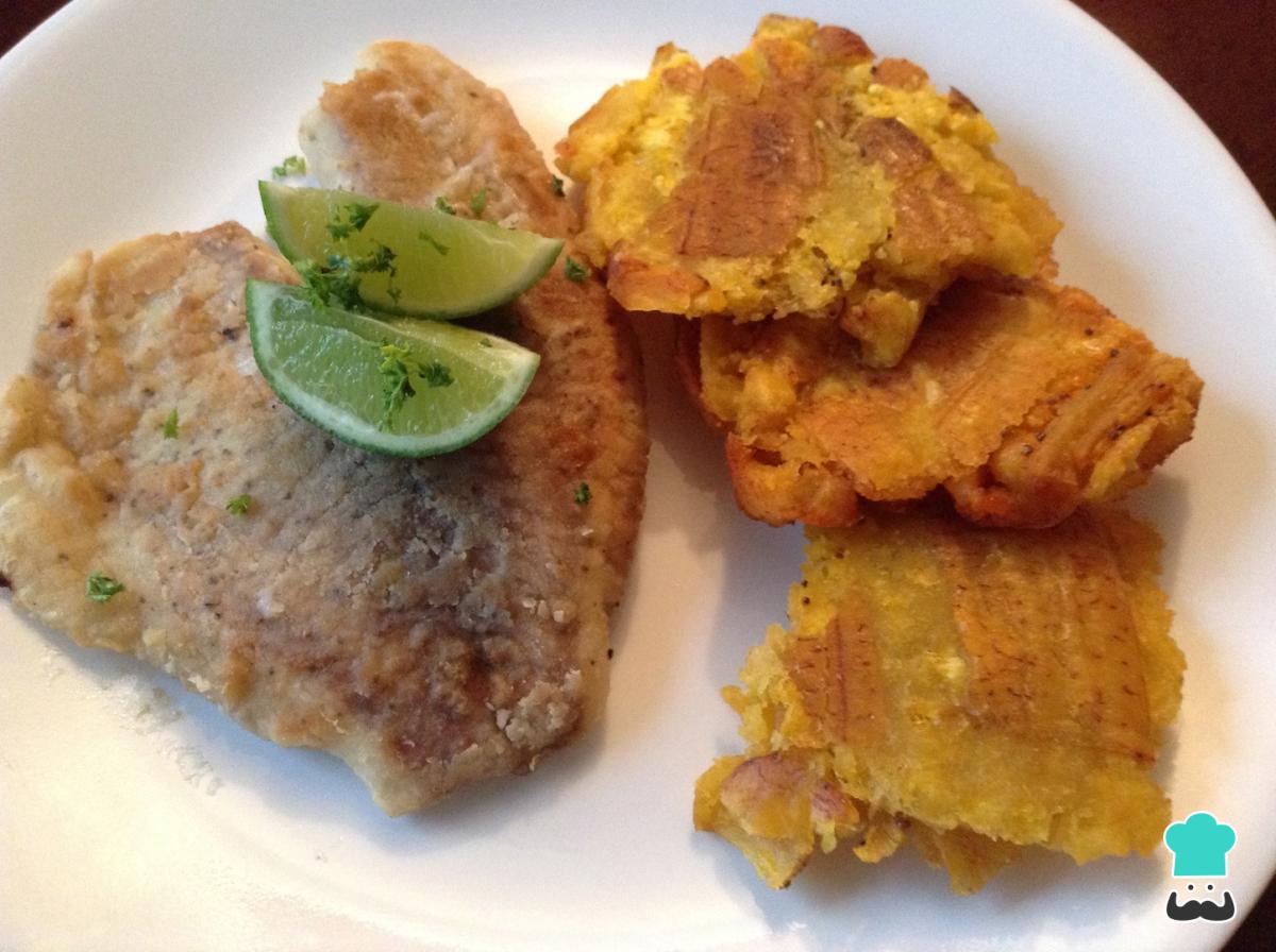 Receta de Tilapia frita con patacones