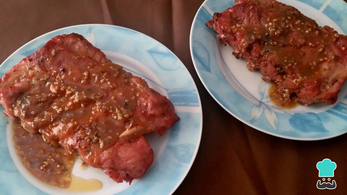 Receta de Costillas de cerdo al horno con ajo y perejil paso a paso