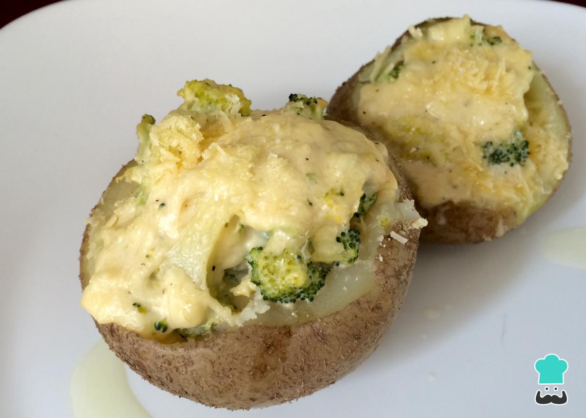 Receta de Papas rellenas con brócoli y queso