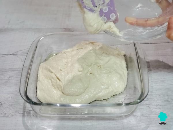 Receta de Focaccia rellena de mortadela, burrata y pistacho: el sándwich italiano crujiente por fuera y esponjoso por dentro - Paso 6
