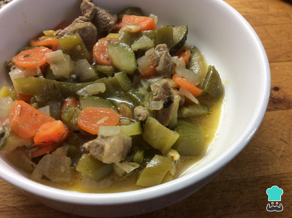 Receta de Cordero guisado con verduras