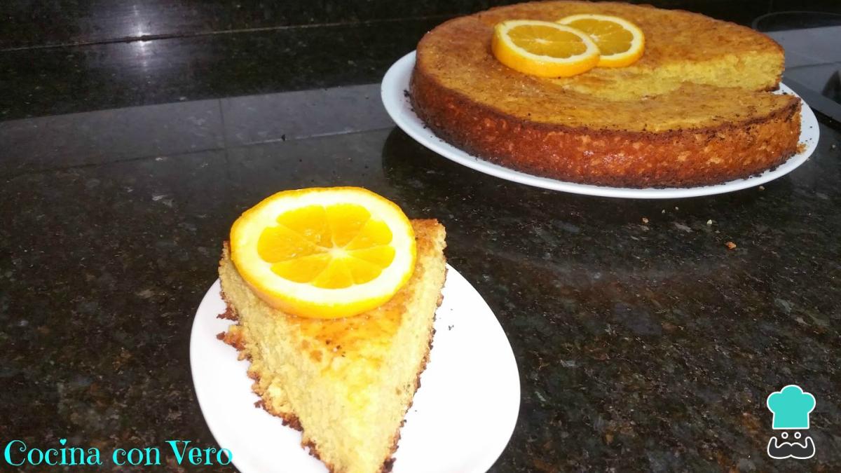 Receta de Bizcocho de naranja sin leche ni yogur