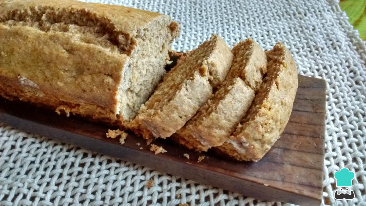 Receta de Bizcocho de plátano y canela
