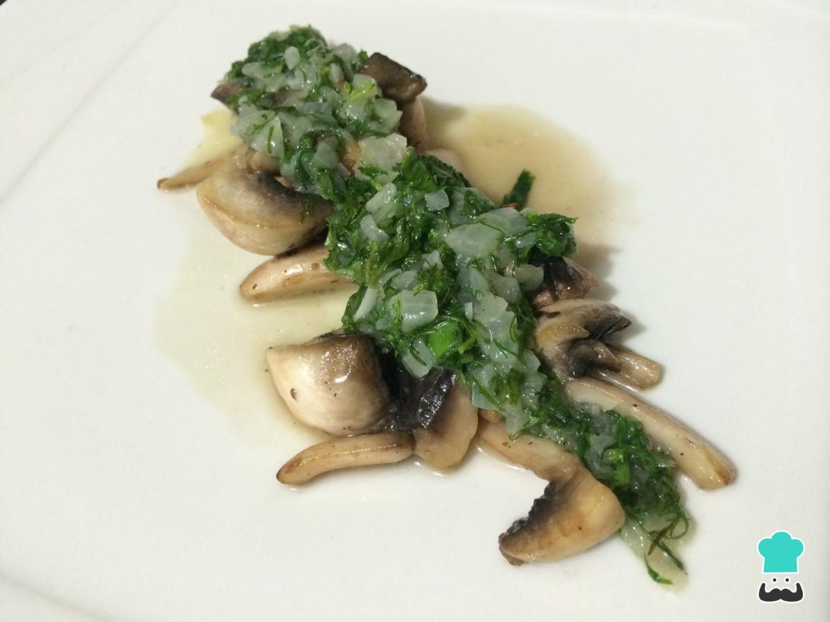 Receta de Champiñones en salsa verde