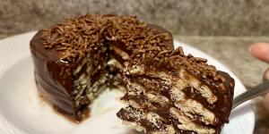 Receta de Marquesa de chocolate venezolana con leche condensada