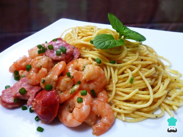 Receta de Pasta con langostinos al pimentón