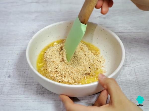 Receta de Tarta de queso y frambuesas sin horno: fácil, cremosa y con un resultado de pastelería - Paso 2