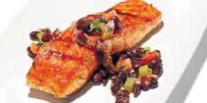 filete de salmon glazeado.