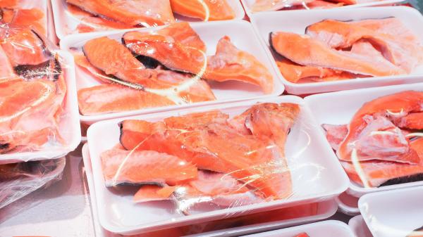 José María Sánchez, pescadero: “La mitad del pescado se vende en el supermercado y no es porque sea mejor” - Por qué el supermercado gana terreno a las pescaderías tradicionales